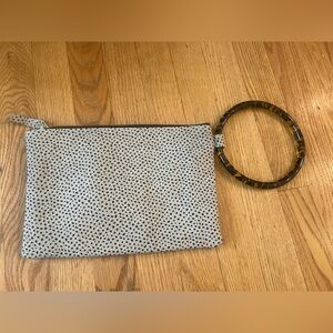 Oliveve Wristlet Clutch with Tortoiseshell Bangle Handle - Cream Speckle